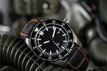 温州江诗丹顿手表有水珠维修